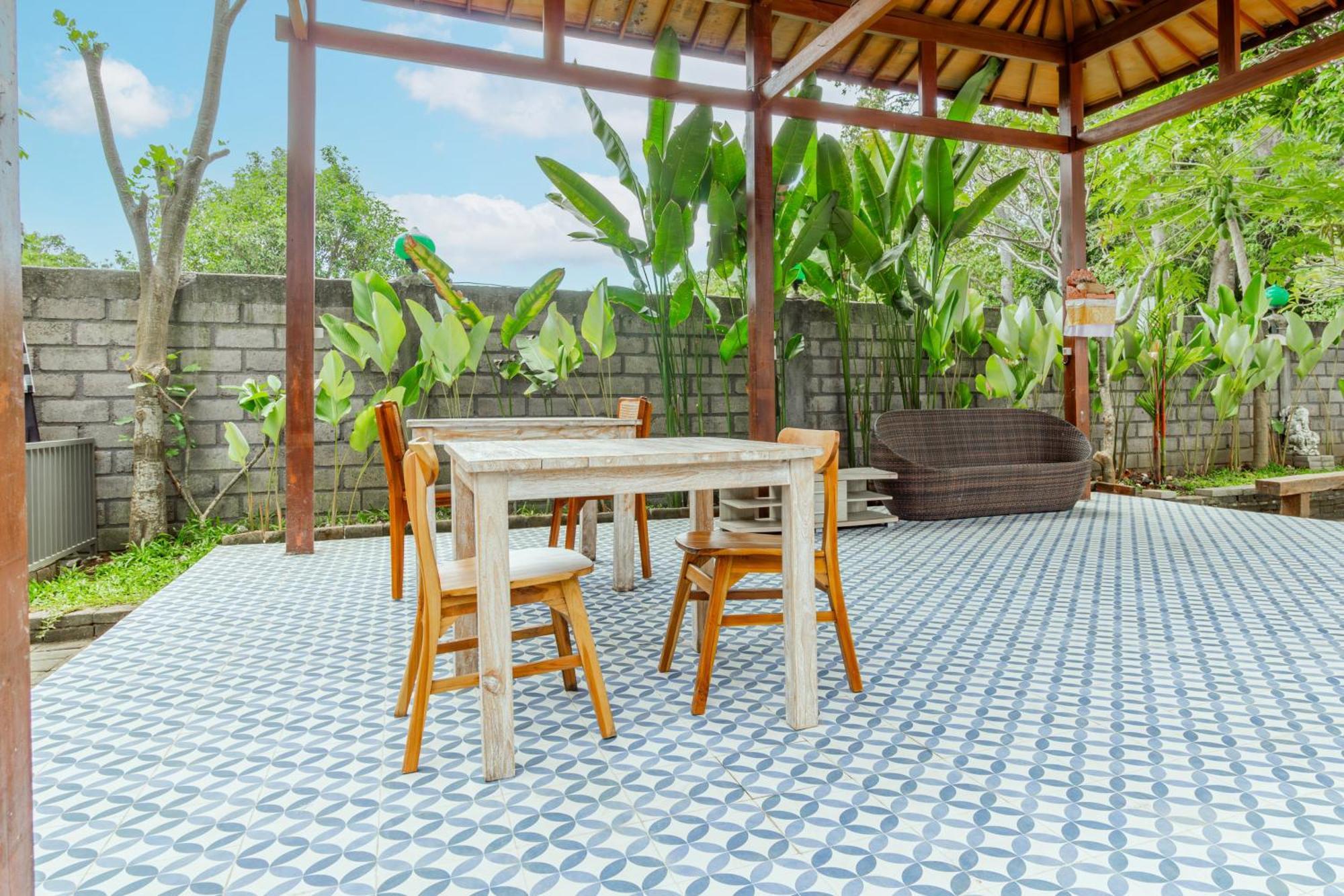 Capital O 93944 Geweka Homestay Jimbaran Buitenkant foto